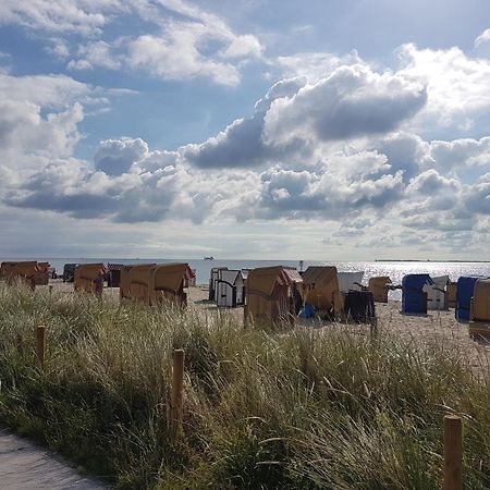 Strande, Fast Am Strand Екстериор снимка